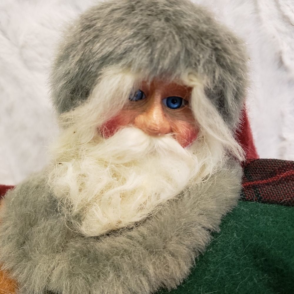 Santa - Picture 2 of 7